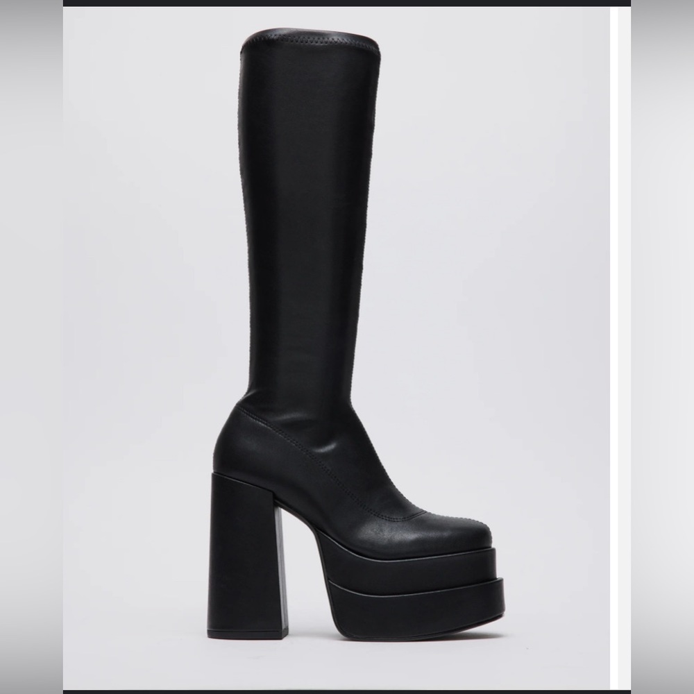 Steve Madden Cypress Black Boots